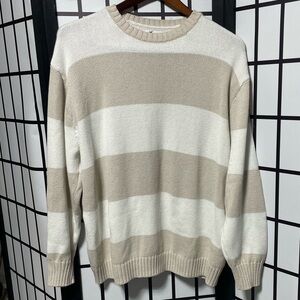 Hollister Men's Cream and Tan Striped Crewneck Sweater